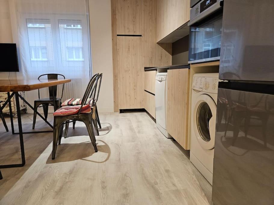 1A108 Amplio Y Moderno Apartamento 希洪 外观 照片